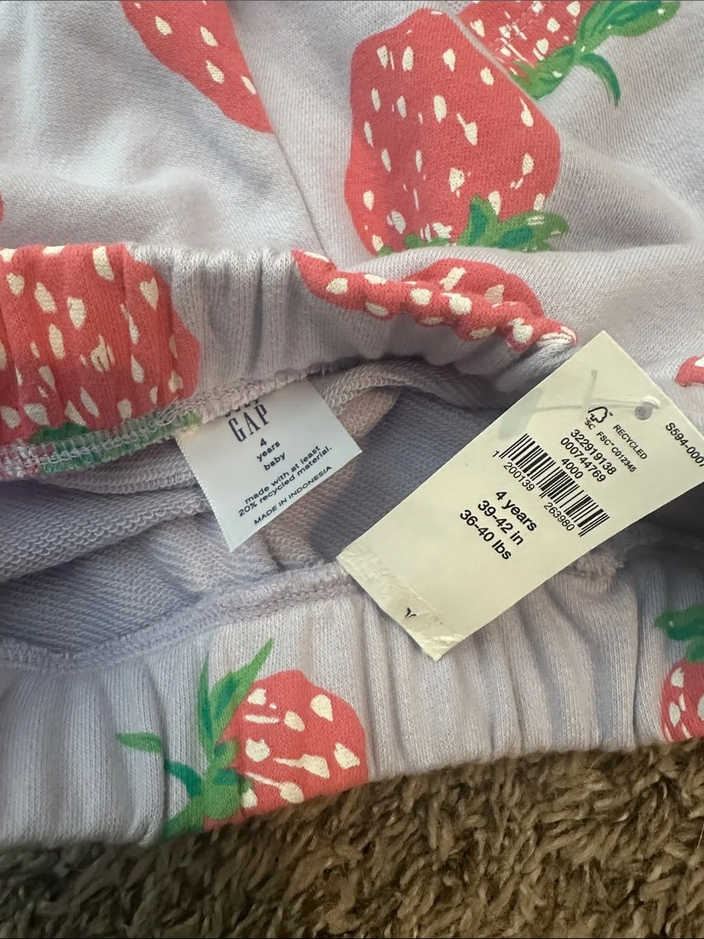 Gap Girls' Light Purple Strawberry Print Shorts NWT 5